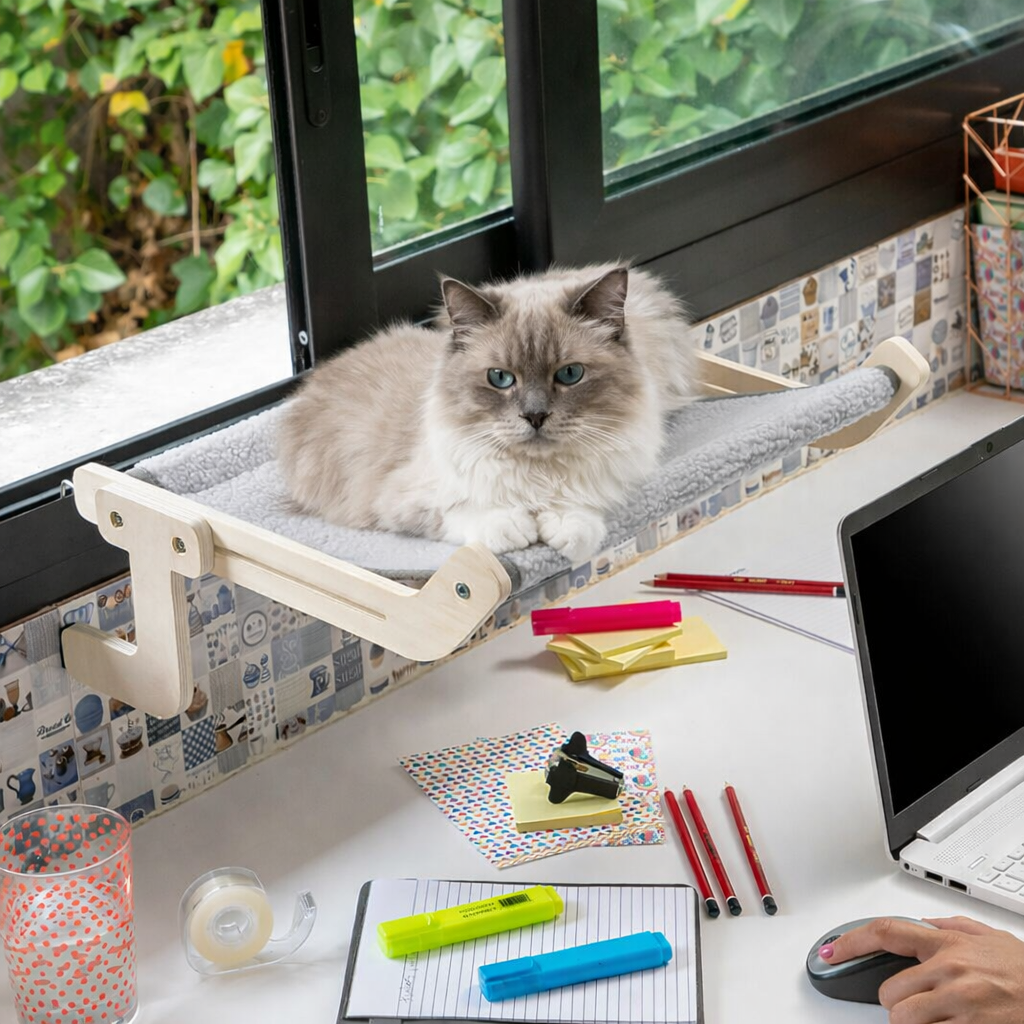 Hamac Suspendu pour Chat InnovaGoods – Bois et Métal